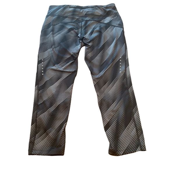 Nike Women's Dri-Fit Power Epic Running Capris Size Medium - Picture 3 of 10